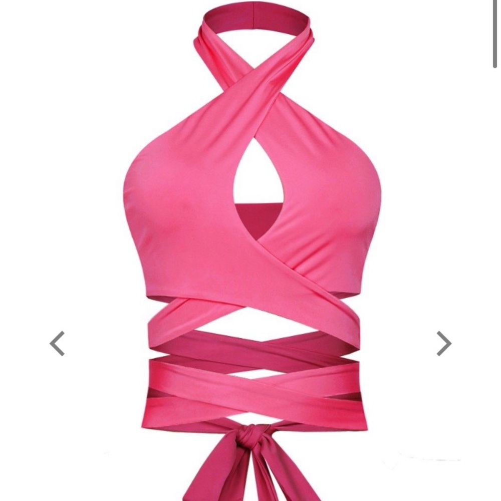 NWT Y2K Captivate Cross Front Halter Crop Top